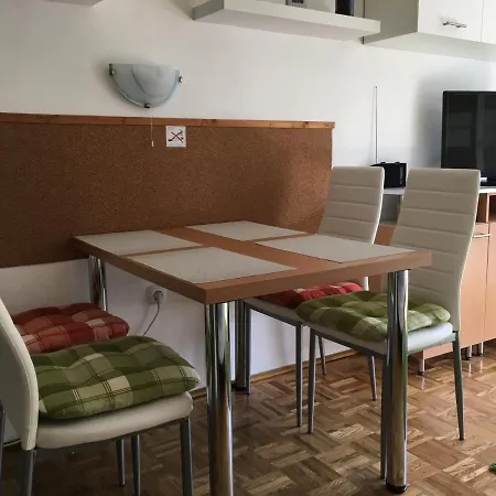Kaposvári Társasüdülő *
